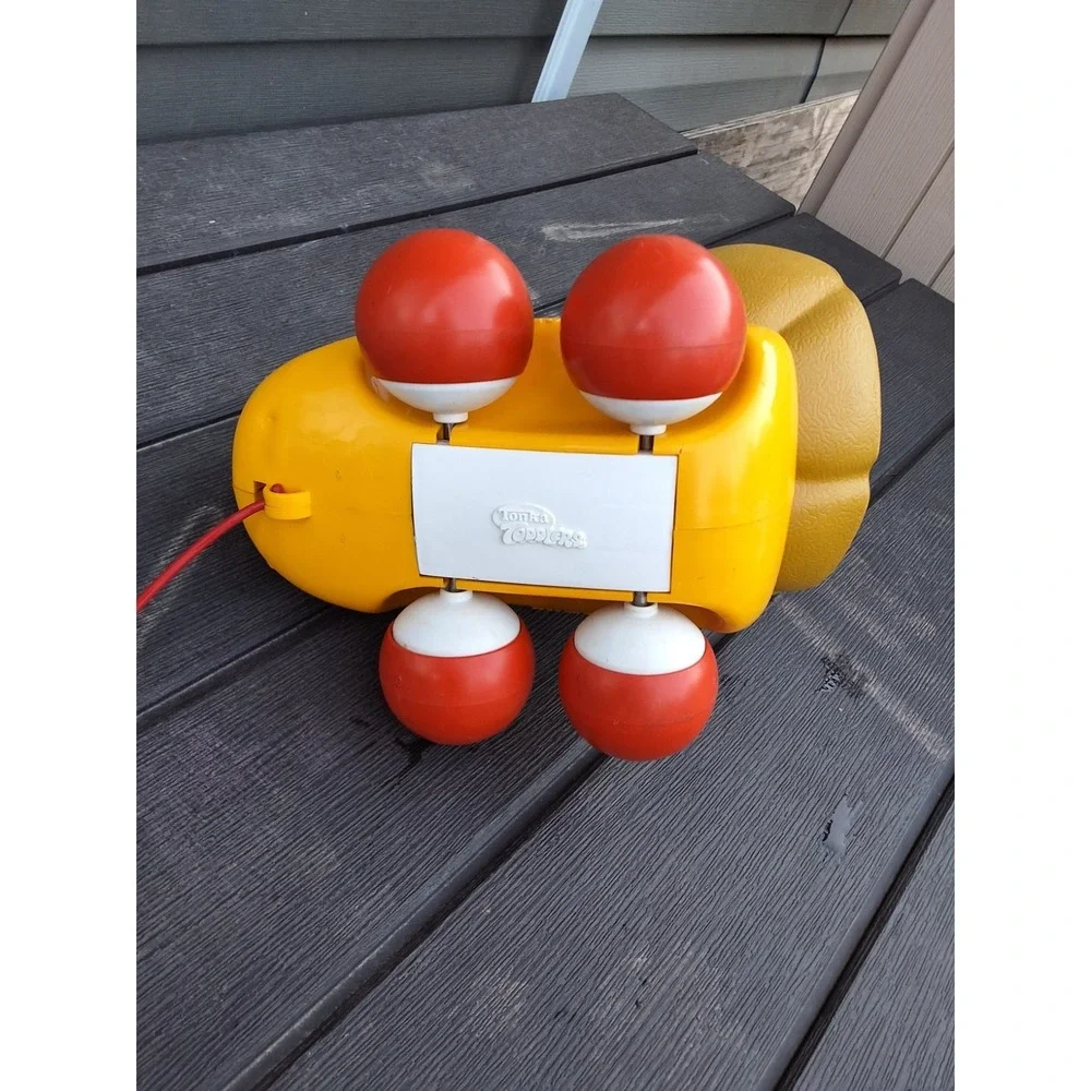 Vintage Tonka Toddler Pull-Along Dump Truck Toy Known As‎ 